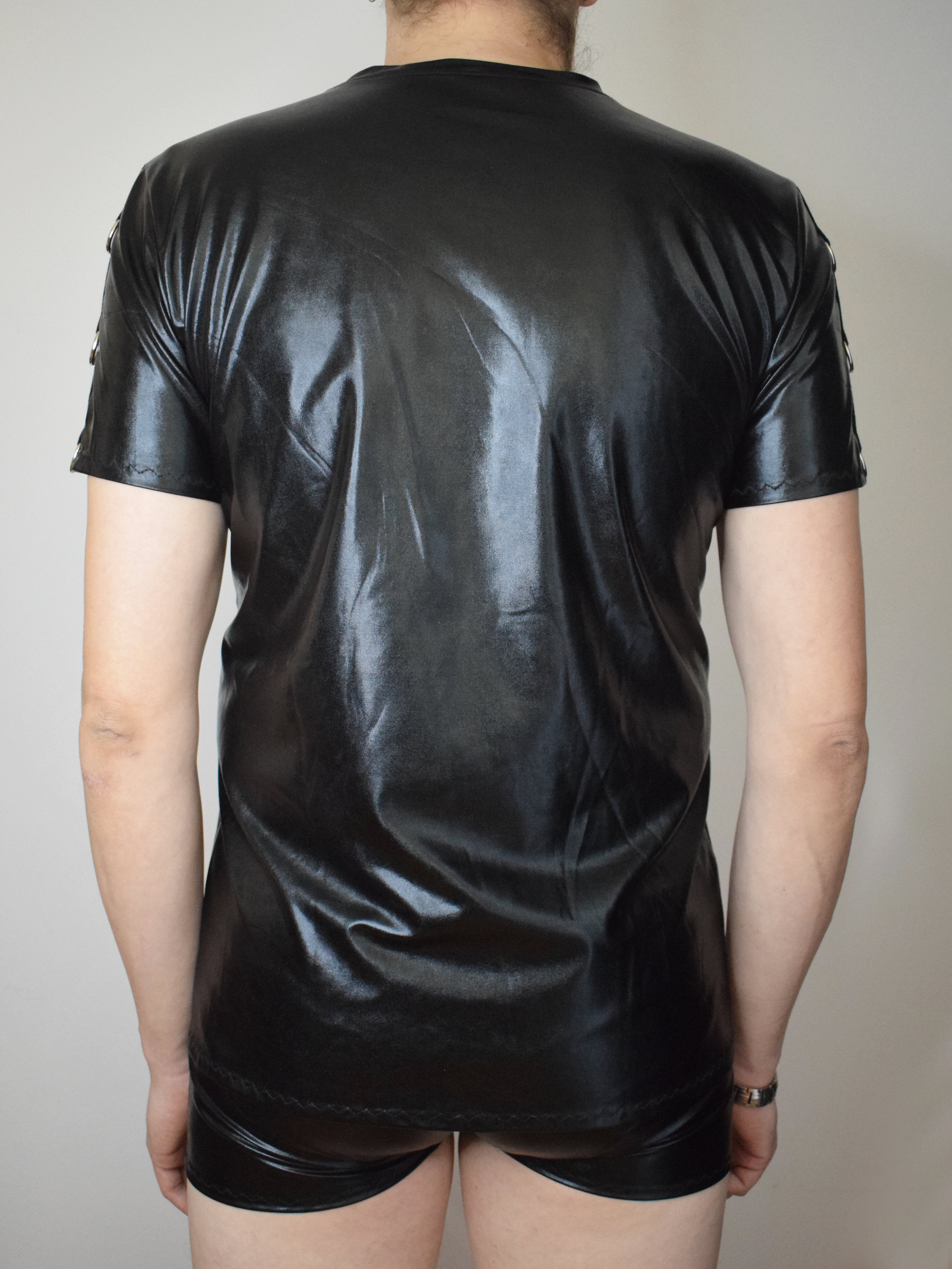 oxygen-black-wet-look-t-shirt-with-o-rings
