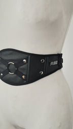 sedna-black-faux-leather-belt-with-elastic-back